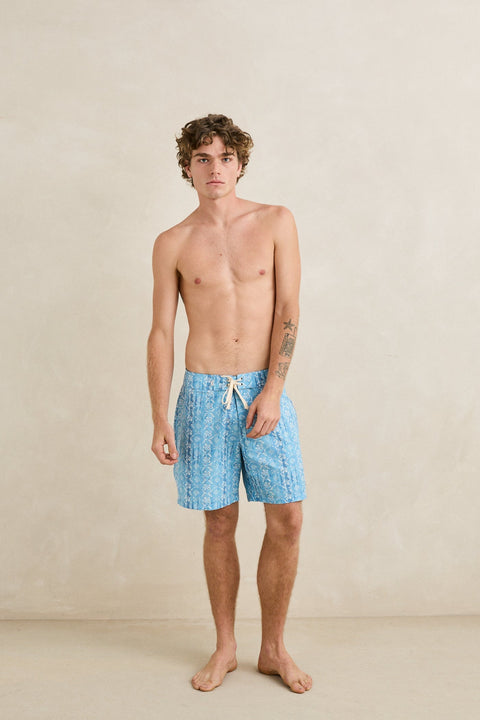 RHYTHM - Bayu Trunk