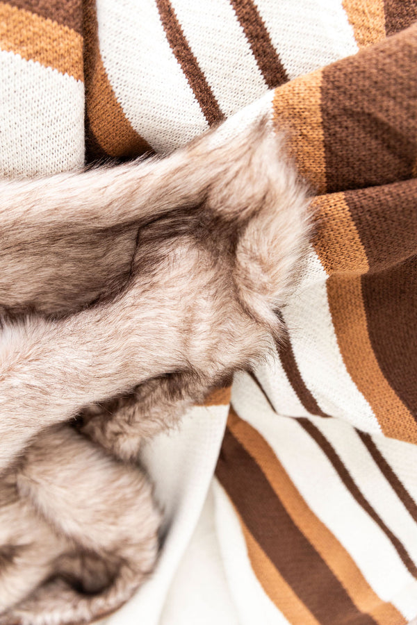 Yule Luxe Throw Rug