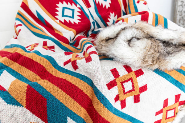 Neve Luxe Throw Rug