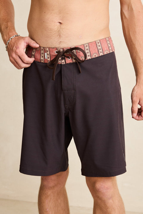 RHYTHM - Towner Panel Trunk Charcoal