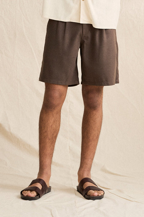 RHYTHM Pes Double Pleated Short Chocolate