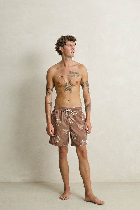RHYTHM Heritage Doily Beach Short Oak