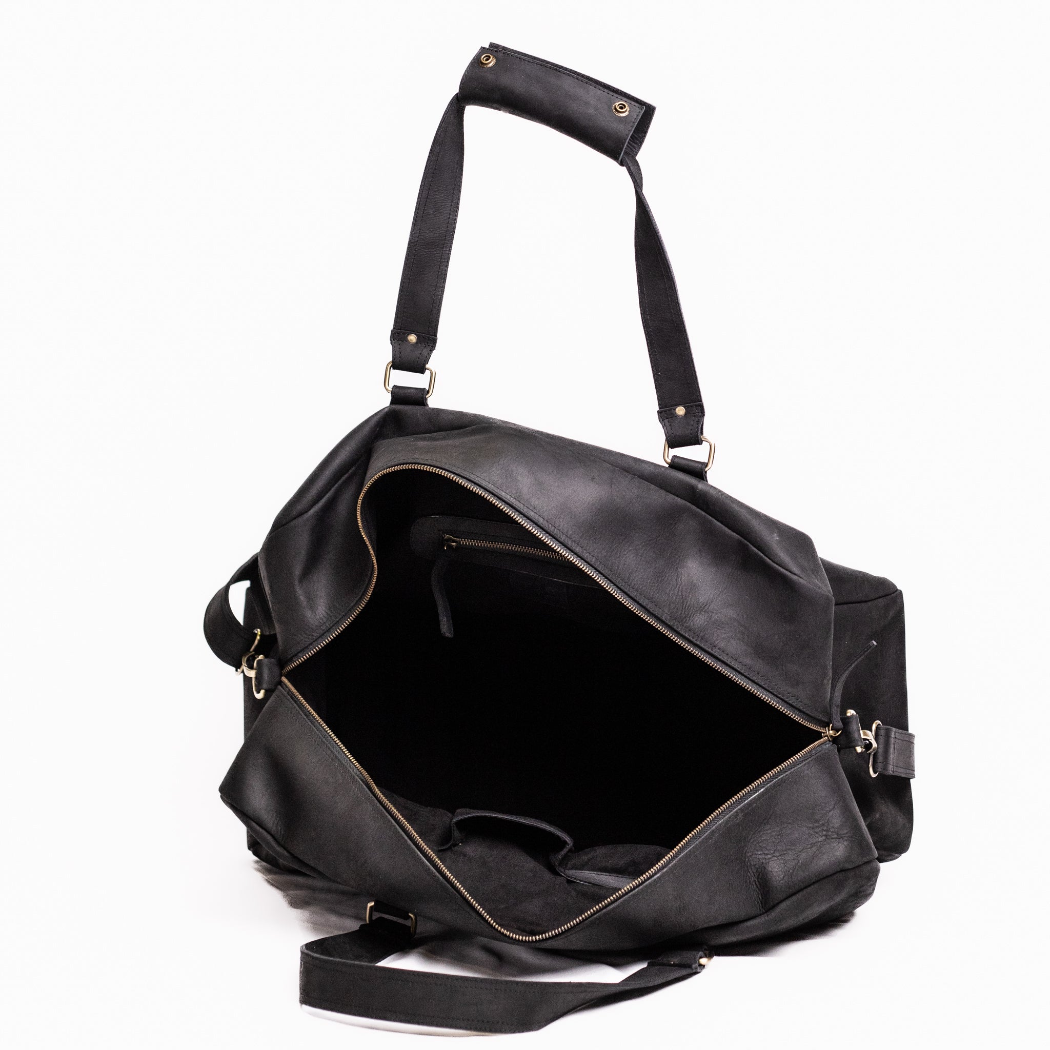 Sydney Leather Overnighter - Matte Black