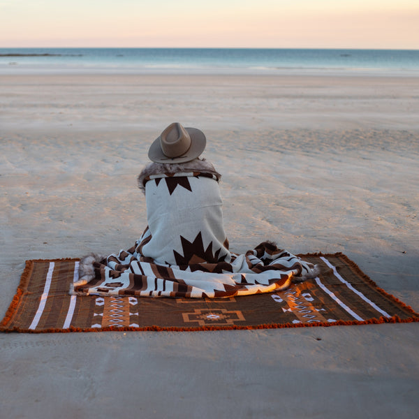 Rias - Throw Rug