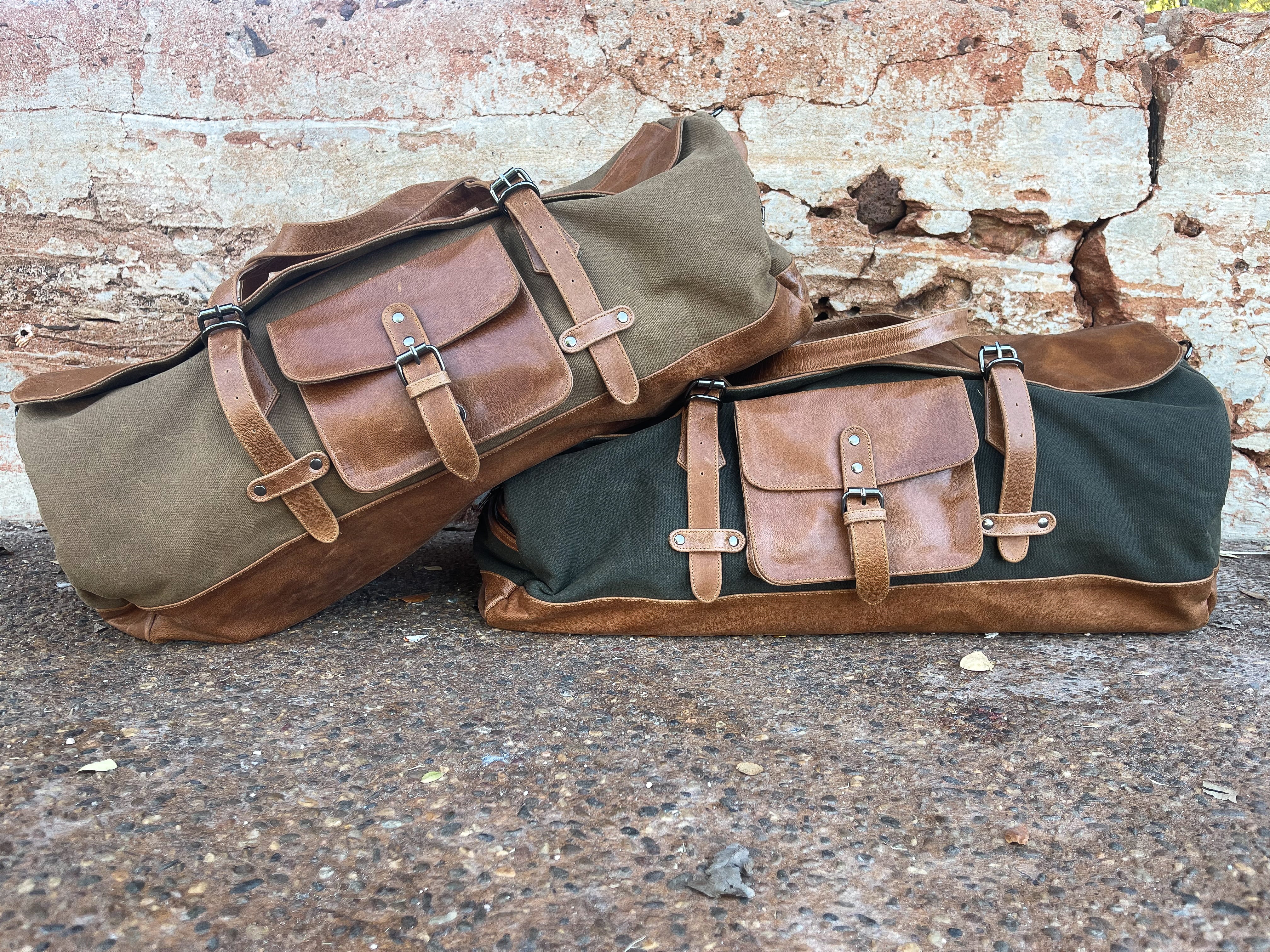 London Weekender Canvas Bag - Earth